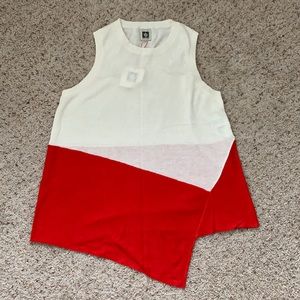 • Anne Klein color block top •